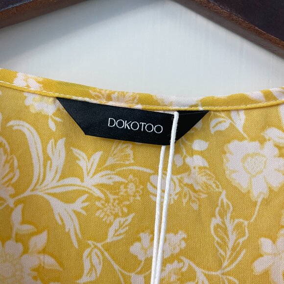 Women's Dokotoo Black Dress Lantern Sleeve Tie Size Medium New Tie front floral - Picture 8 of 9